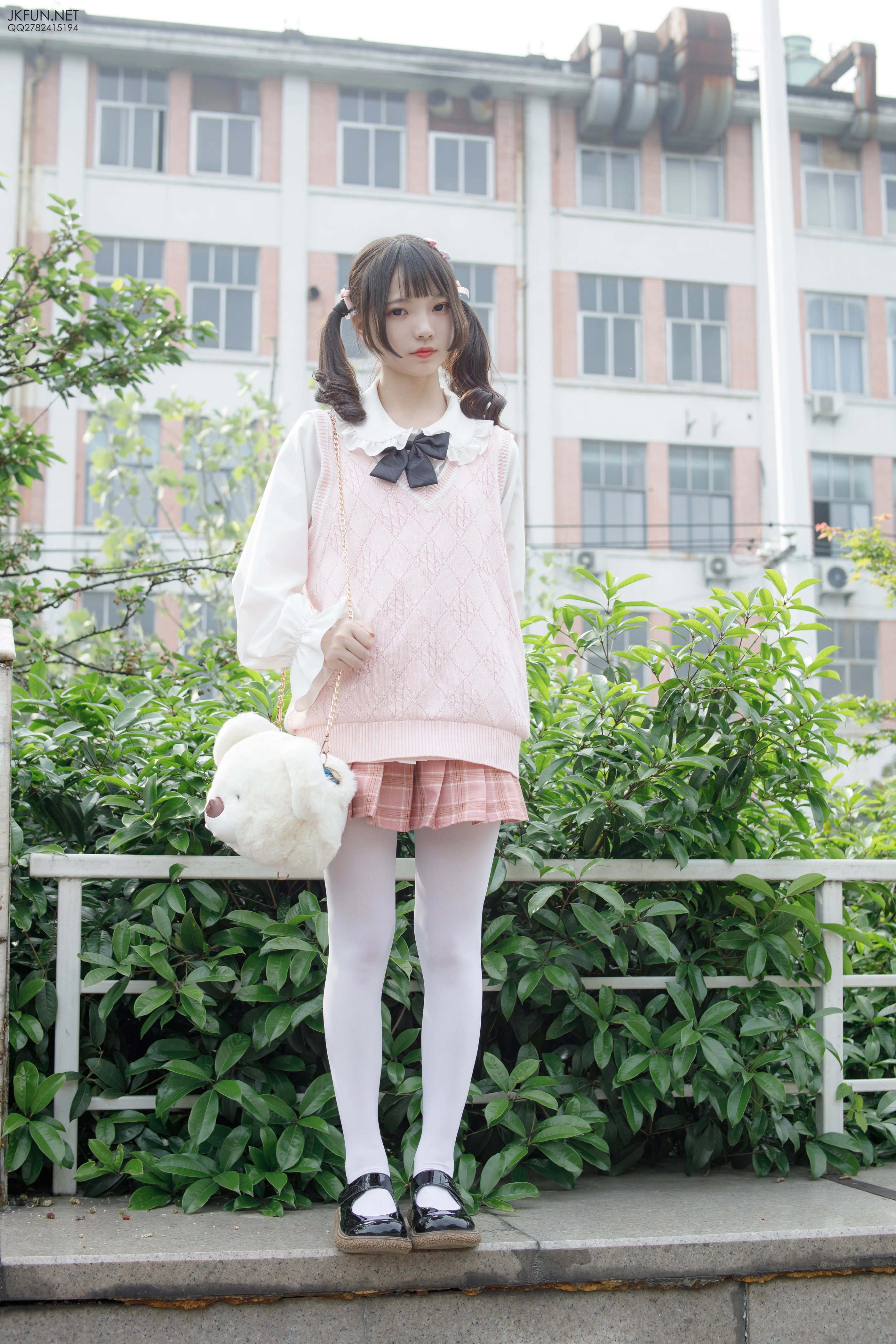 森萝财团 [JKFUN-007] 默陌 80D白丝 [126P 1V]插图